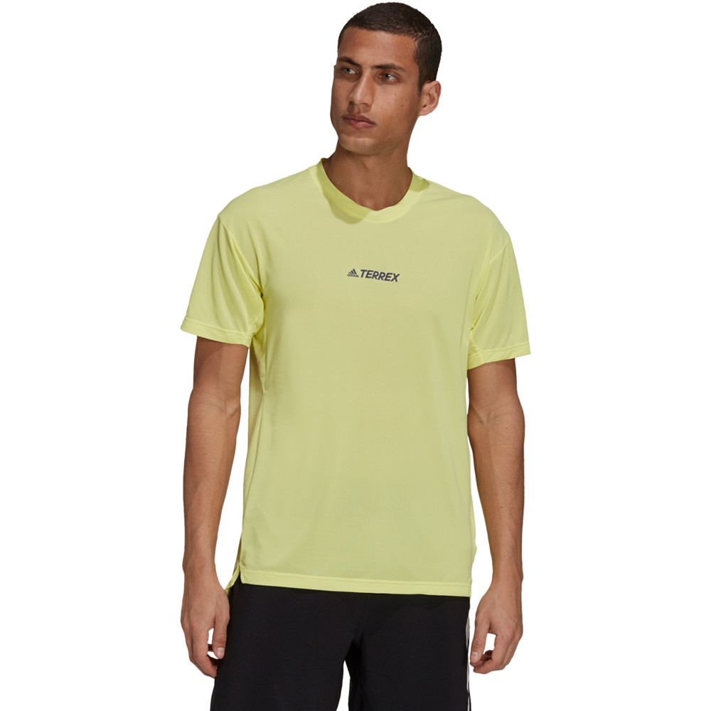 adidas Agravic Allaround Running T-Shirt - AW21 | SportsShoes.com