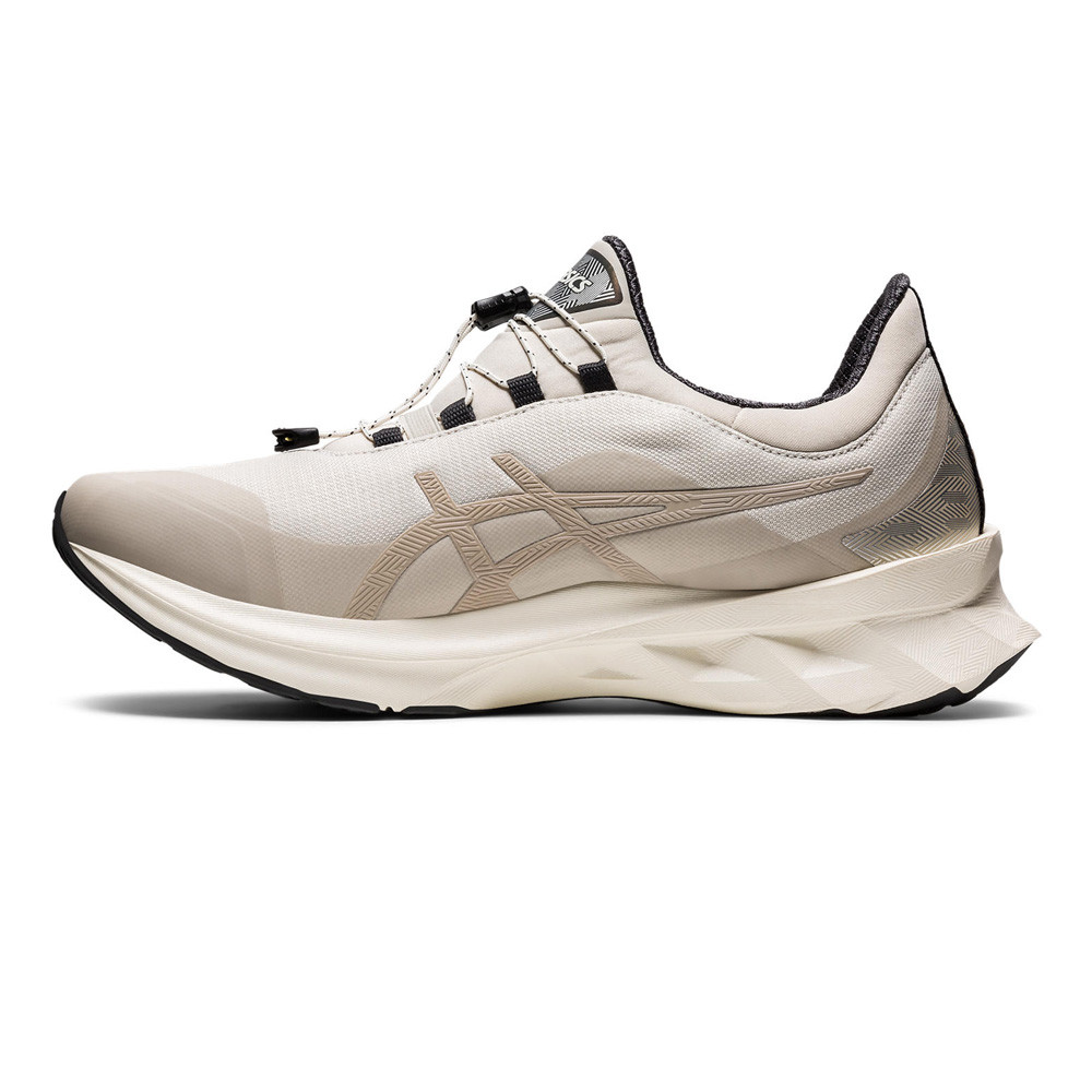 asics novablast running shoes