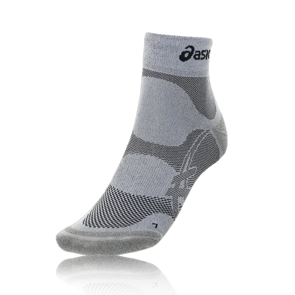 ASICS ULTRA LIGHT RUNNING SOCKS