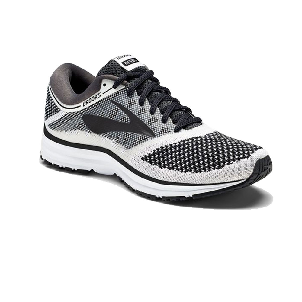 brooks revel black and white