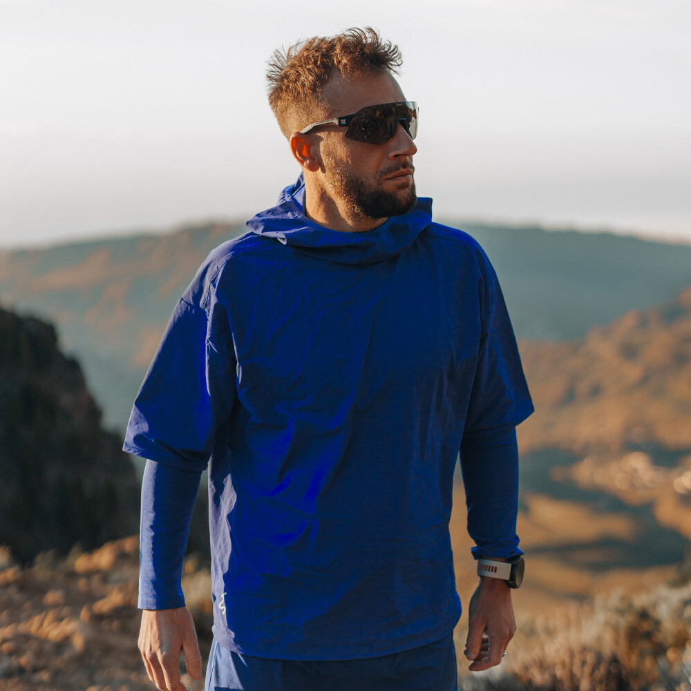 Higher State Hooded Short Sleeve Wind Trail Top - AW26