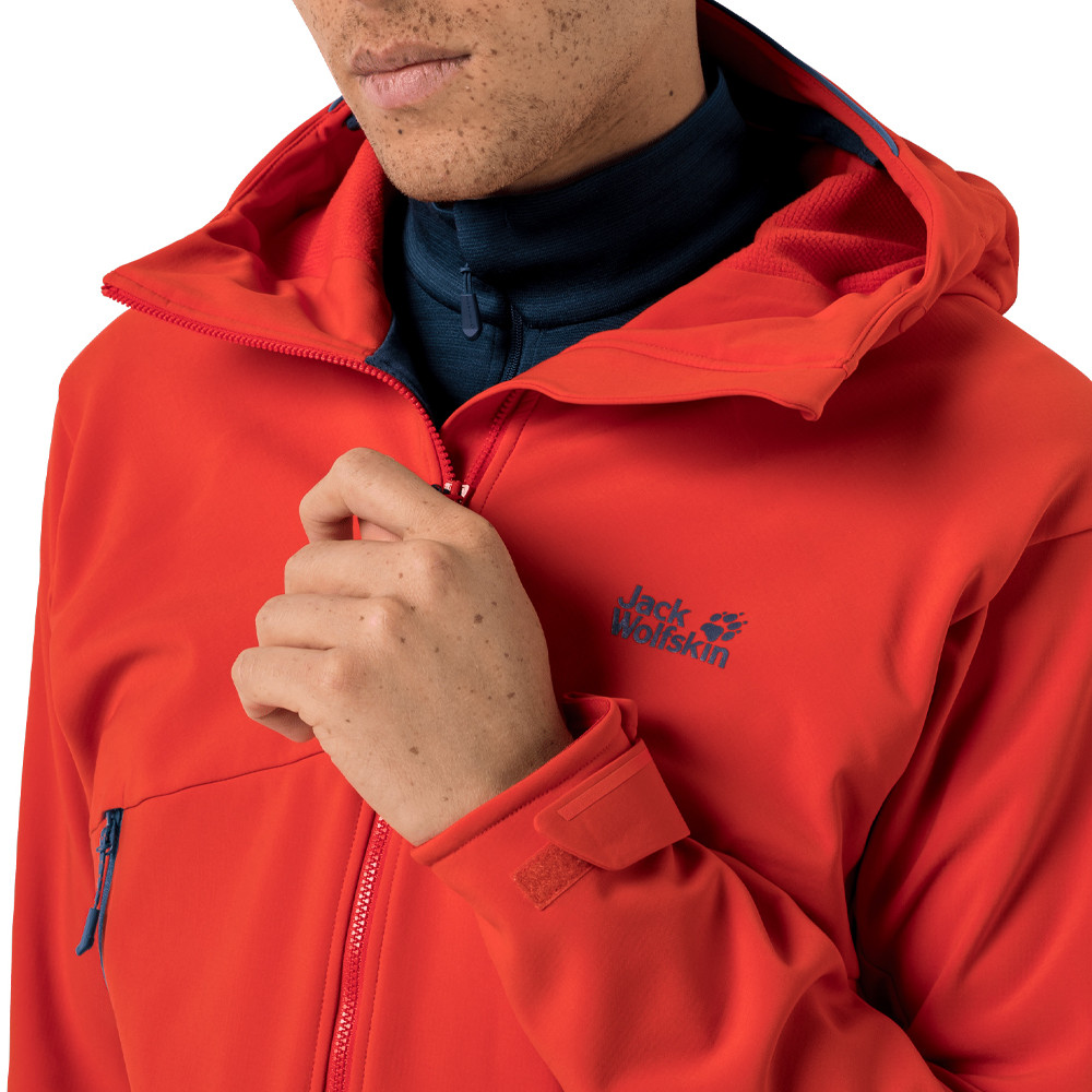 jack wolfskin red coat