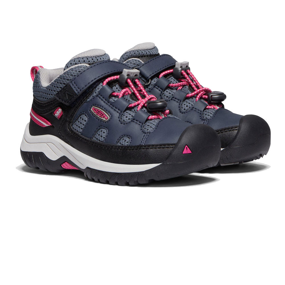 targhee low hiking shoes