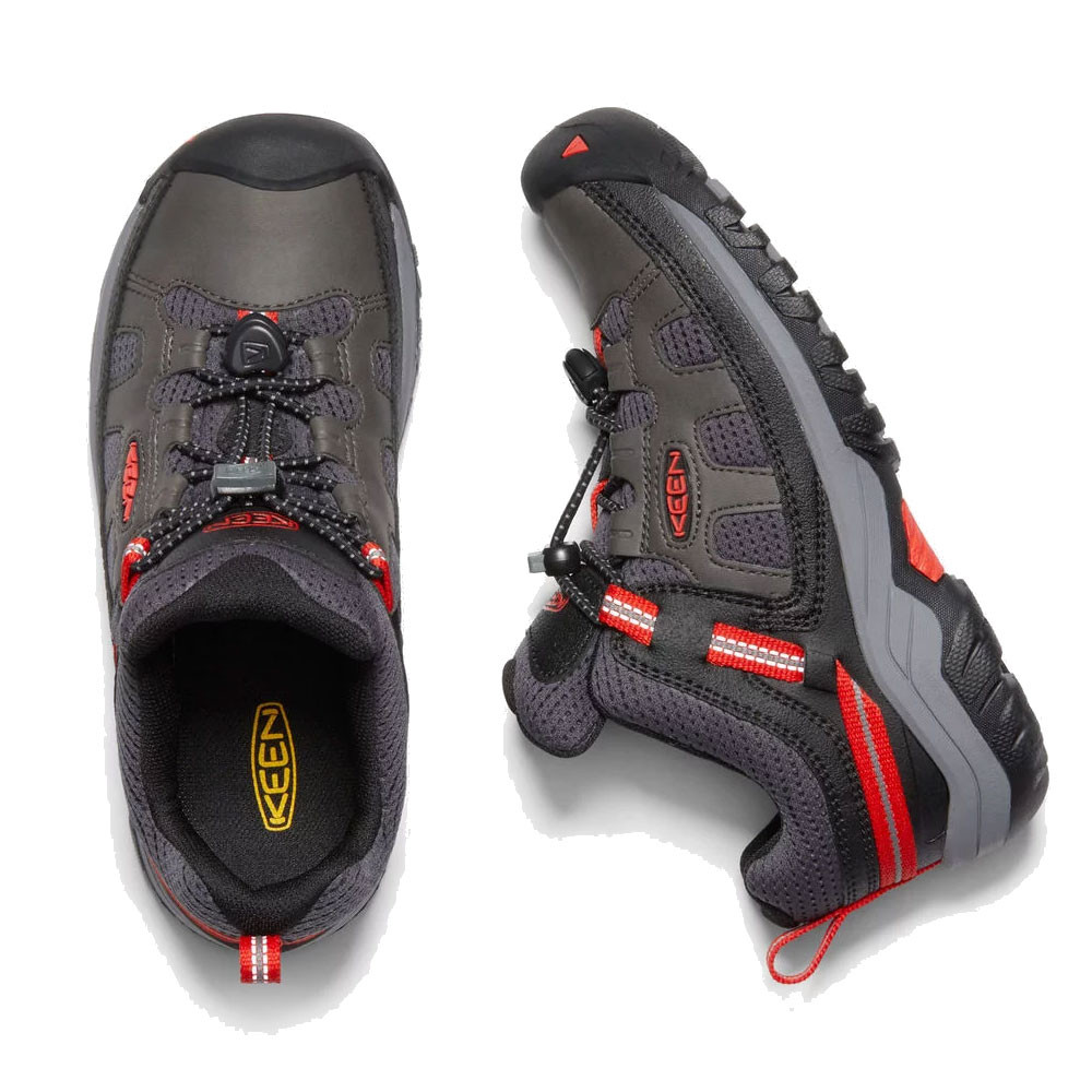 keen targhee low hiking shoes