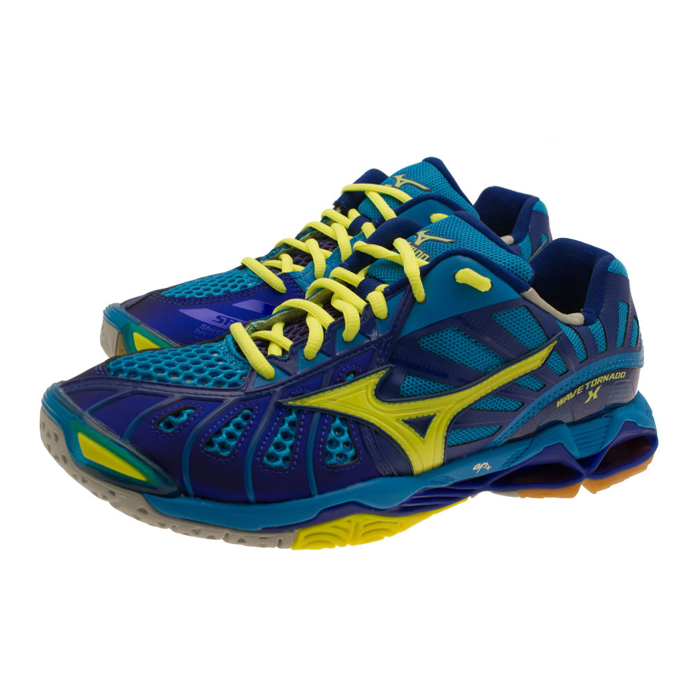Mizuno Tornado X Mizuno Tornado X
