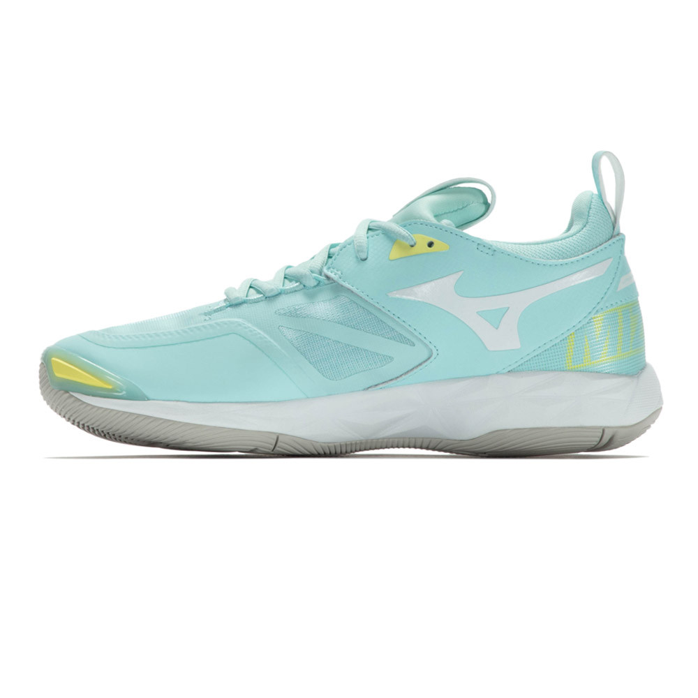 mizuno women's wave momentum indoor court shoe