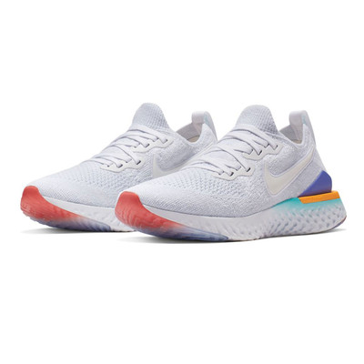 Mit silberne Nike Performance Damen Sportbekleidung kann das Mit silberne Nike Performance Damen Sportbekleidung kann das