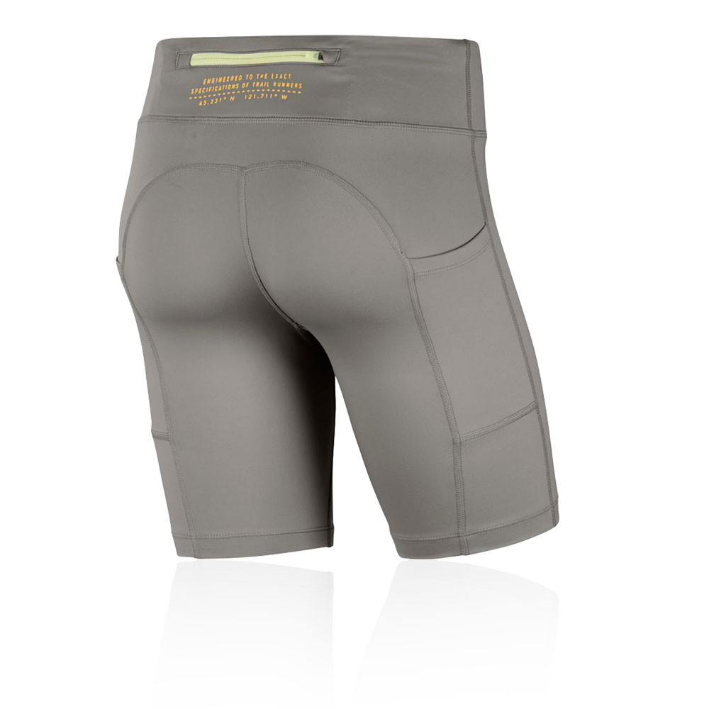 nike women's fast running shorts 7 in