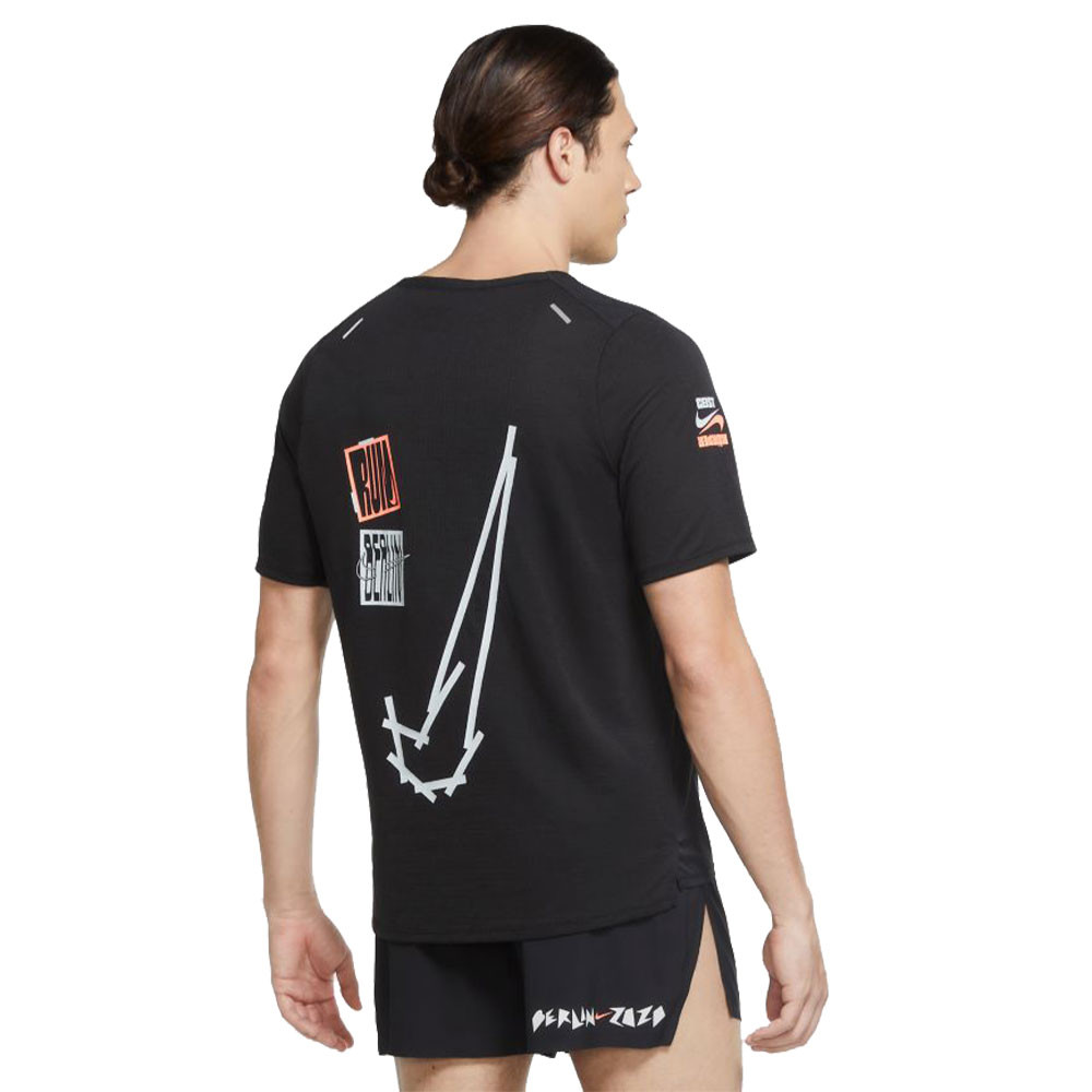 Nike Rise 365 Berlin Running T-Shirt - FA20 | SportsShoes.com
