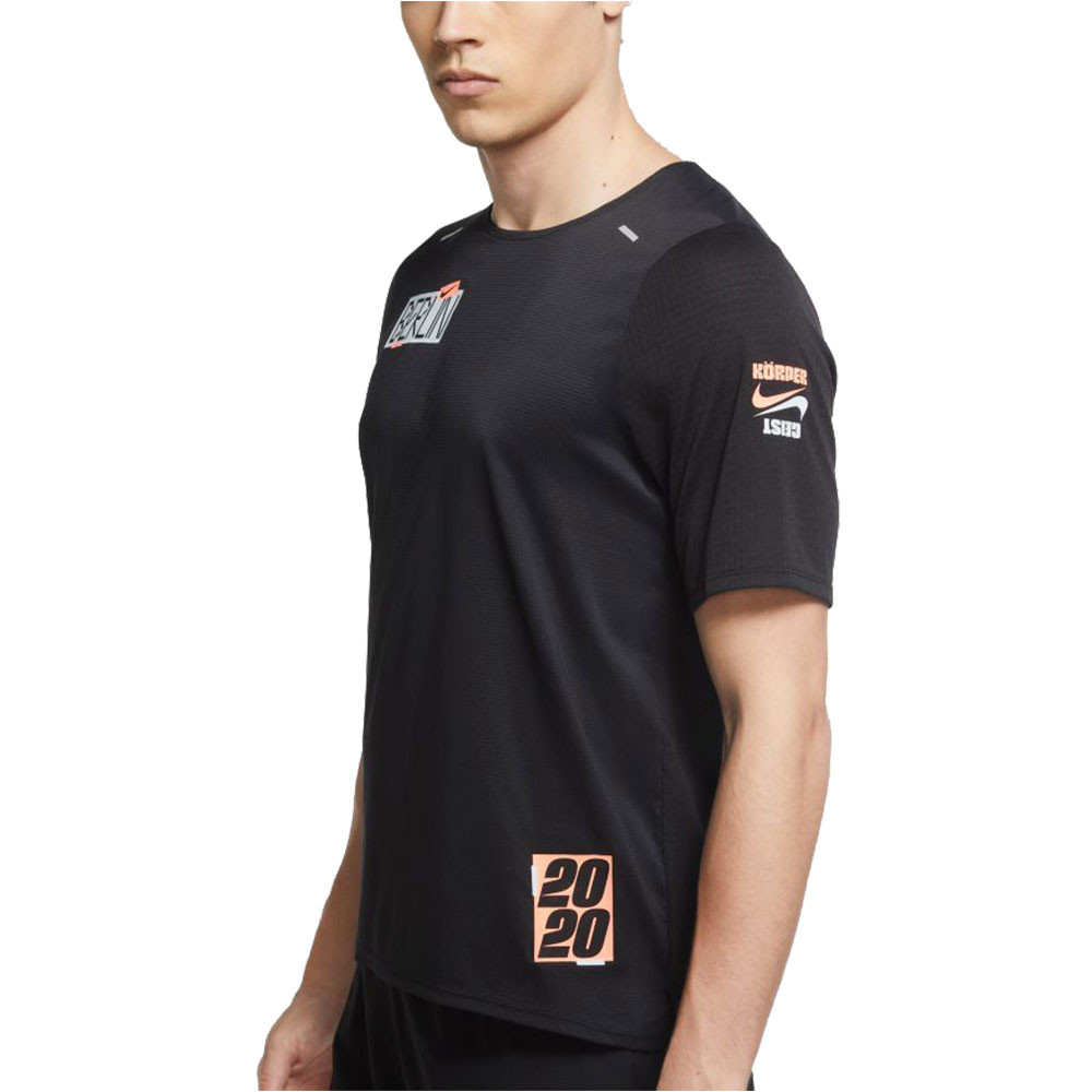 Nike Run Print Icon Berlin Marathon Tee, Runnerinn