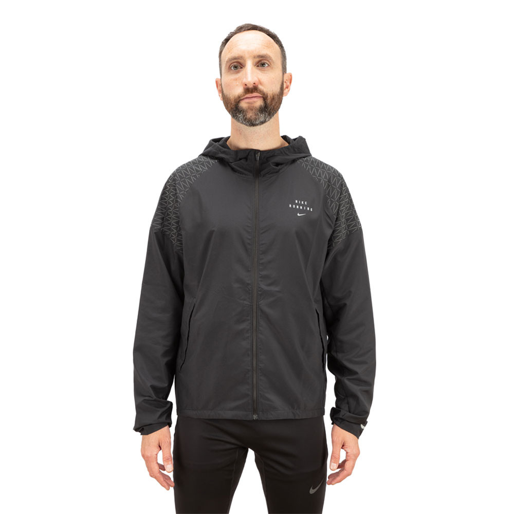 nike essential flash men's reflective running jacket