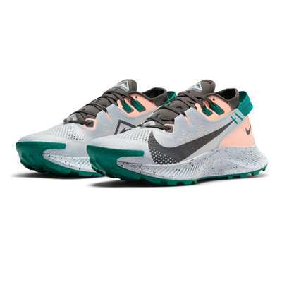 nike trail trainers