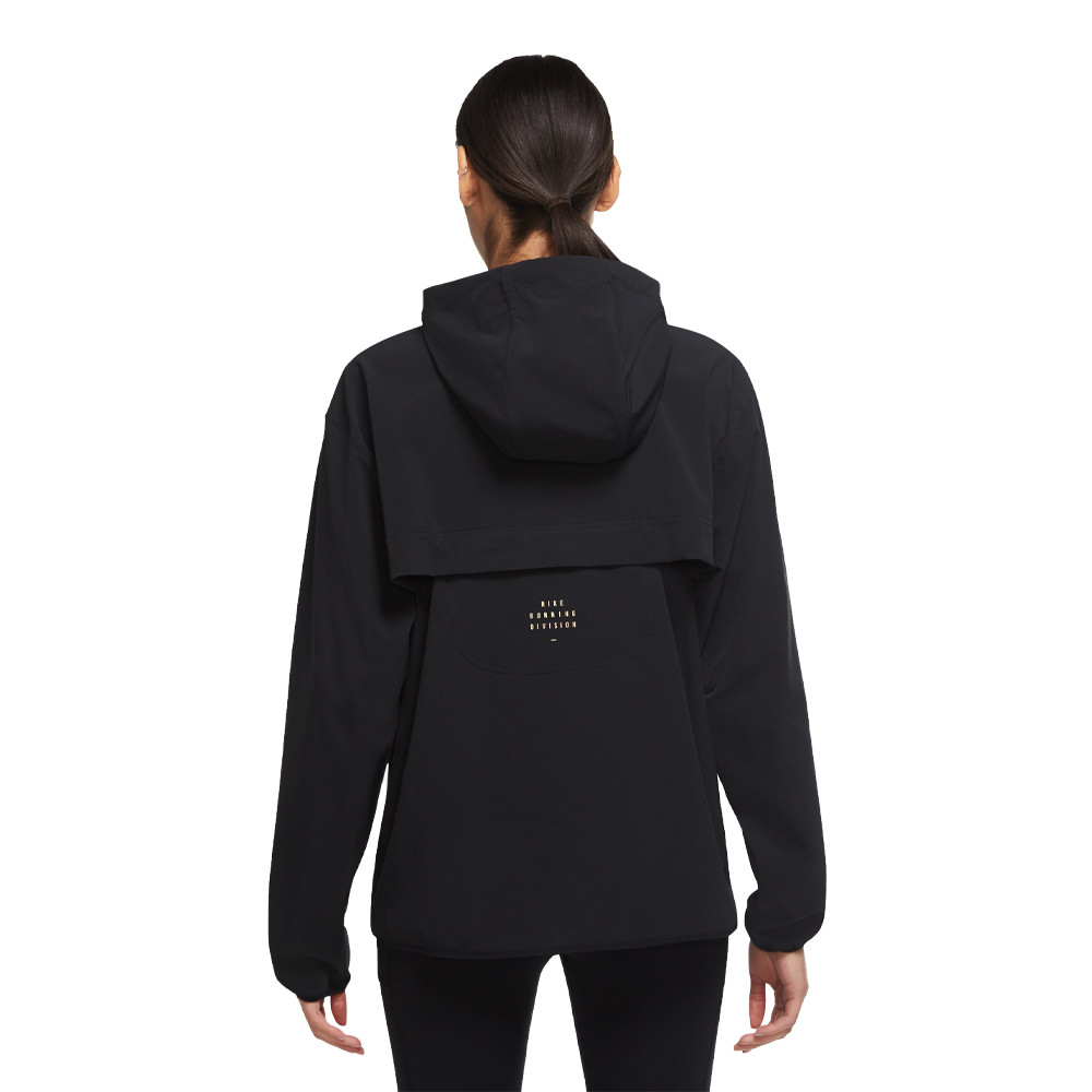 Nike DriFIT Run Division Women's Packable Pullover Running Jacket
