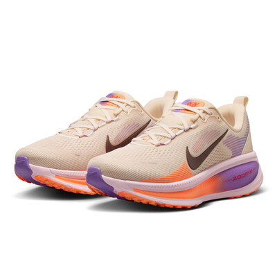 Nike Vomero 18 Women's Running Shoes - SU26