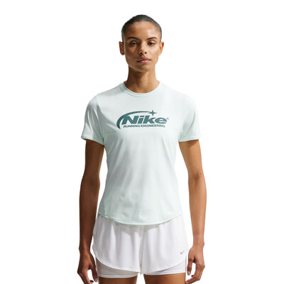 Nike Swift Dri-FIT Women's Running T-Shirt - SU26 Nike Swift Dri-FIT Women's Running T-Shirt - SU26