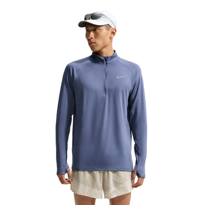 Nike Dri-FIT Stride 1/4-Zip Herren Laufhemd - FA26 Nike Dri-FIT Stride 1/4-Zip Herren Laufhemd - FA26