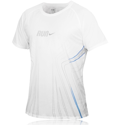 Nike Short Sleeve Graphic Run T-Shirt | SportsShoes.com