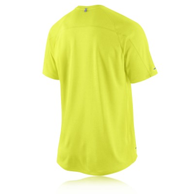 Nike Miler Dri-Fit UV Short Sleeve T-Shirt | SportsShoes.com