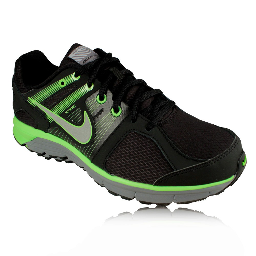 nike shield running trainers