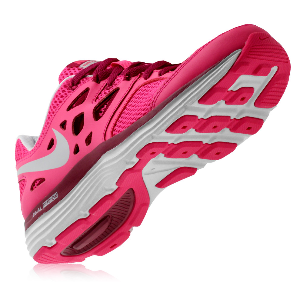 nike womens dual fusion