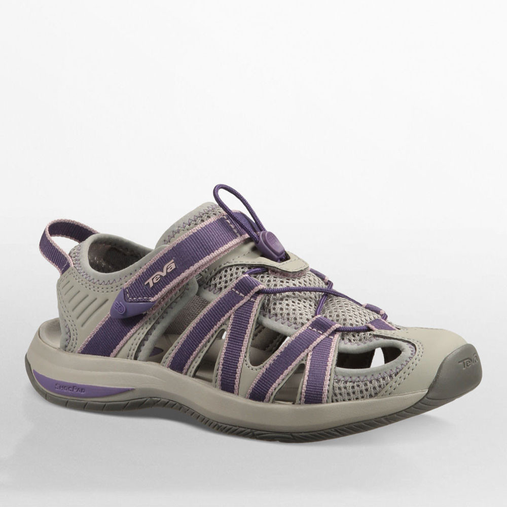 teva ladies walking sandals